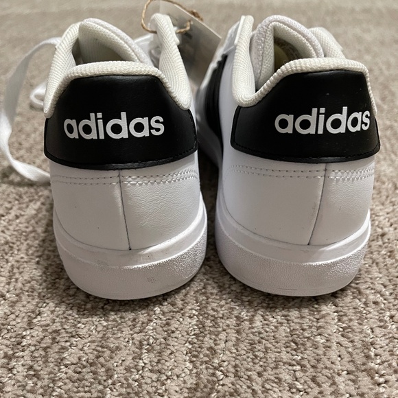 KIDS' ADIDAS LITTLE KID & BIG KID GRAND COURT 2.0 SNEAKERS - Picture 2 of 6